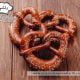 Brezel tarifi (Alman simidi) tarifi, brezel german bagel
